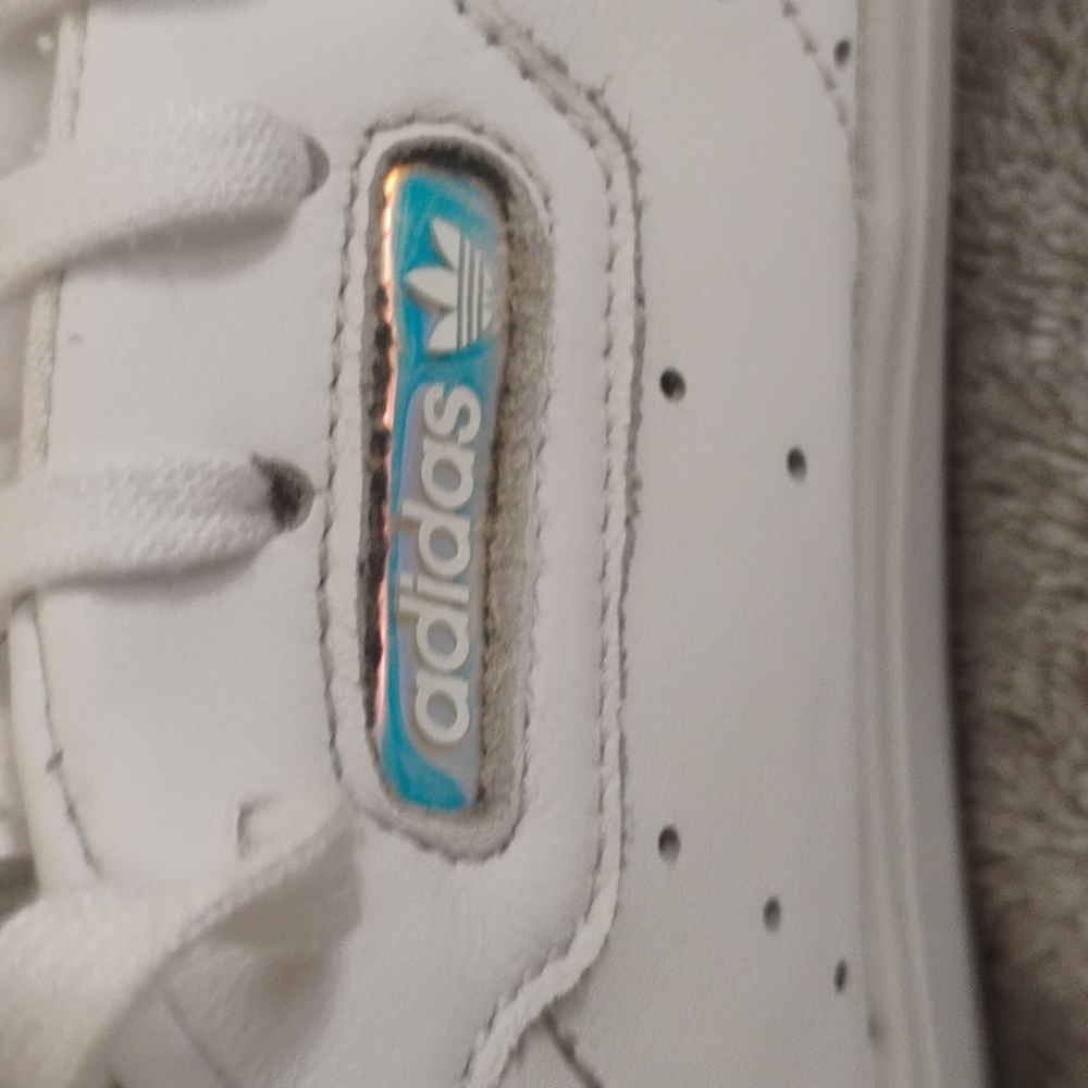 Adidas White Minimalist Sneakers Low-Top Design Size 8 - Picture 6 of 6